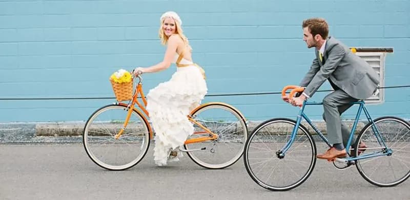 Czym jechać do ślubu? Najlepsze samochody, które zachwycą gości